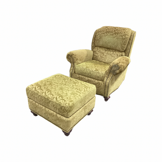 85680 - Bradington Young Lean Back Chair w/Ottoman (39x36x39)(27x23x18)