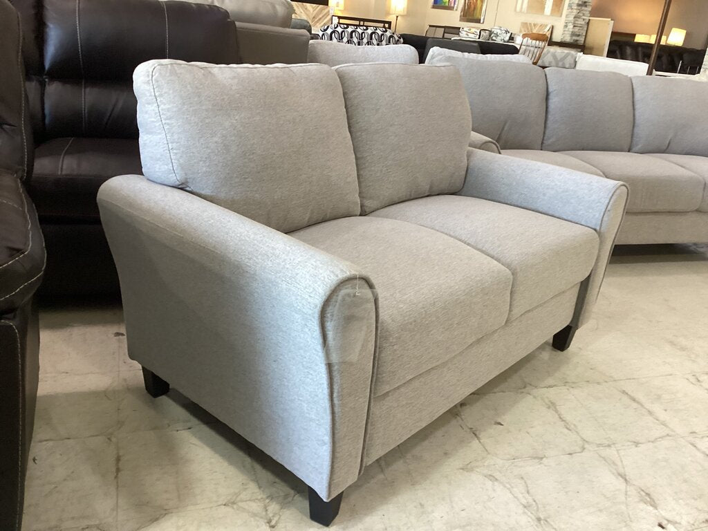 85705 - Smoky Gray Skyee Loveseat 58x30x35