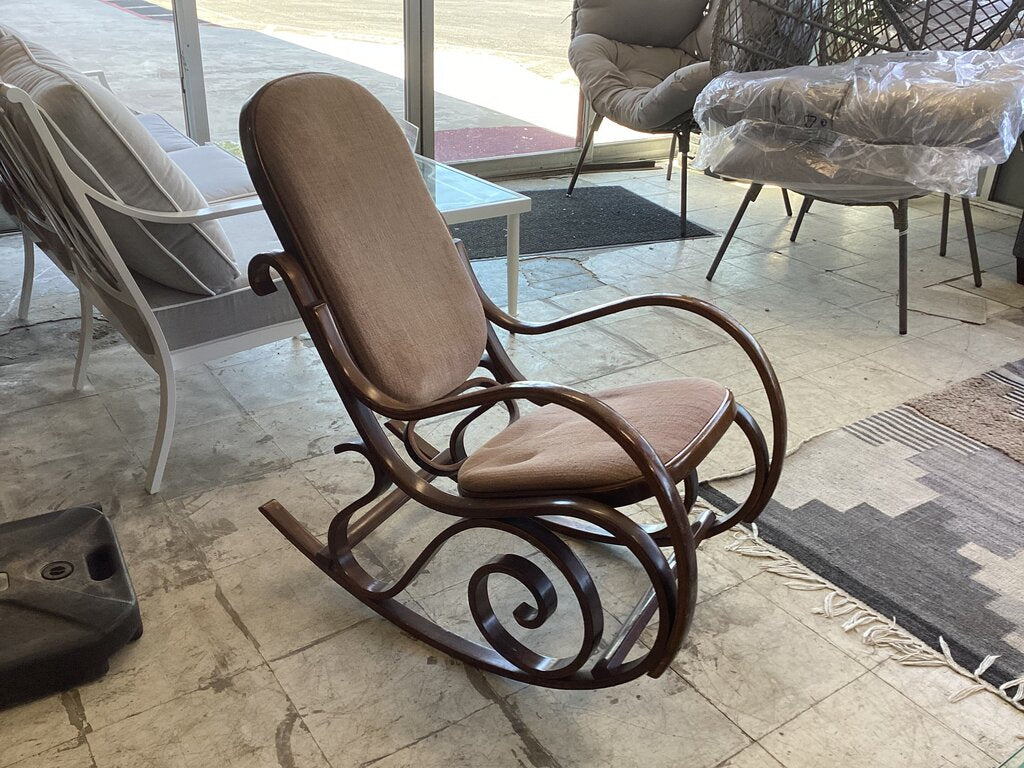 85697 - Thonet Style Bentwood Rocking Chair 21x33x37