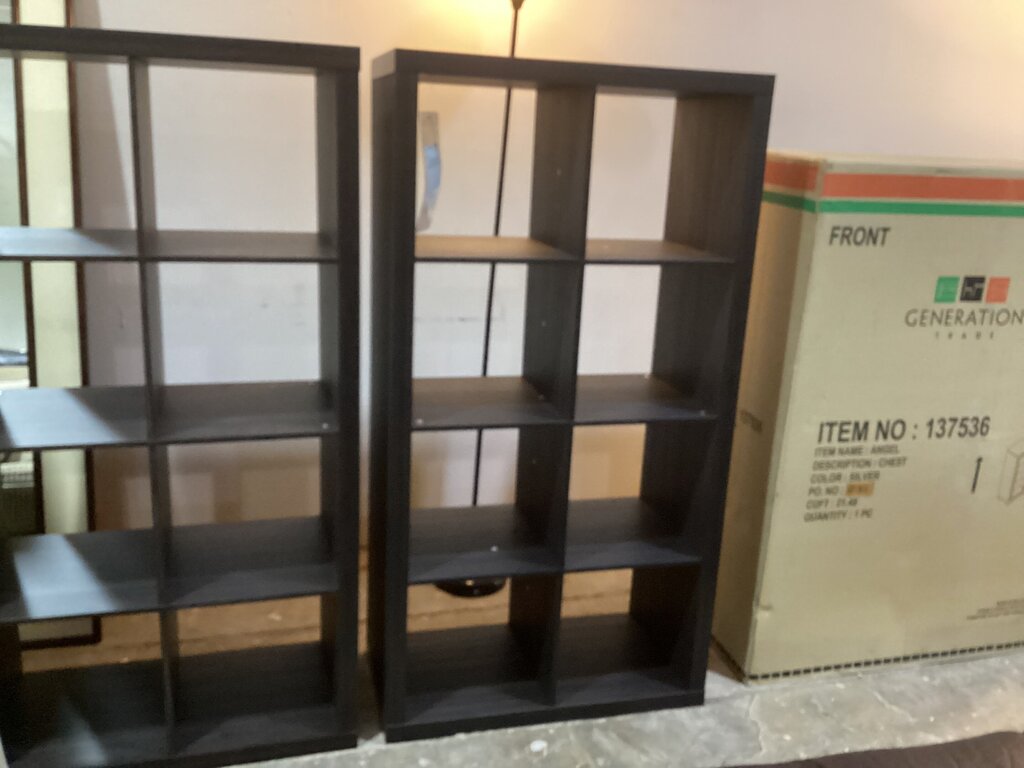 85689 - 8 Cube Shelf Cubbies 30x15x57