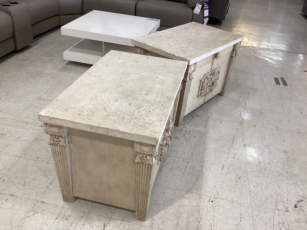 85702 - Pair of French Style Nightstands 36x22x24