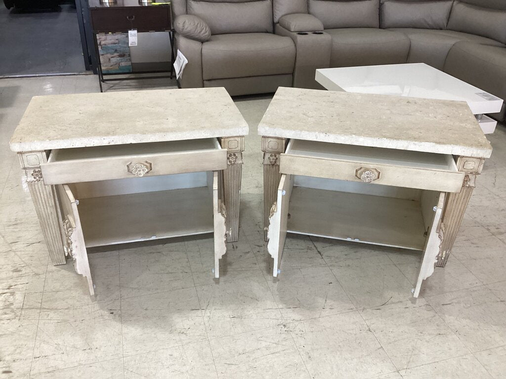 85702 - Pair of French Style Nightstands 36x22x24
