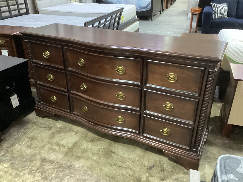 85749 - Nine Drawer Dresser 70x20x36