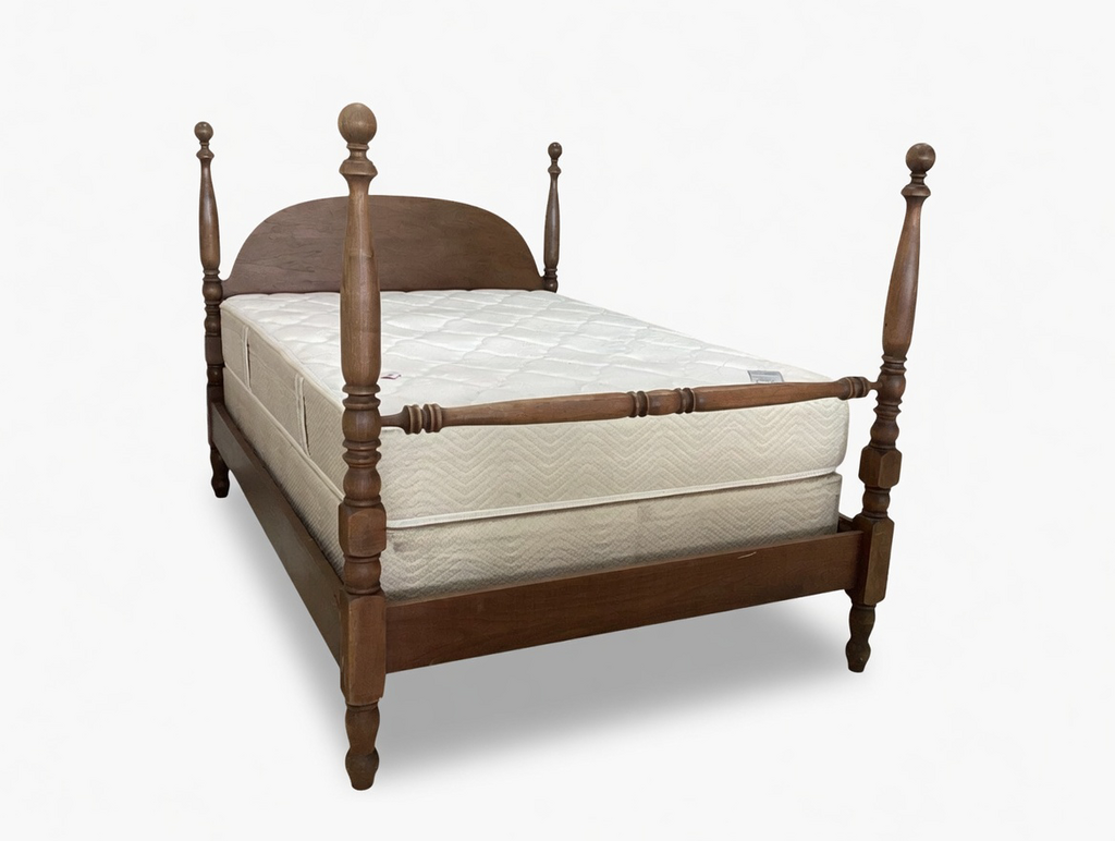 85778 (8539-3) Vintage Wood Full Size Bed Frame 57x82x55