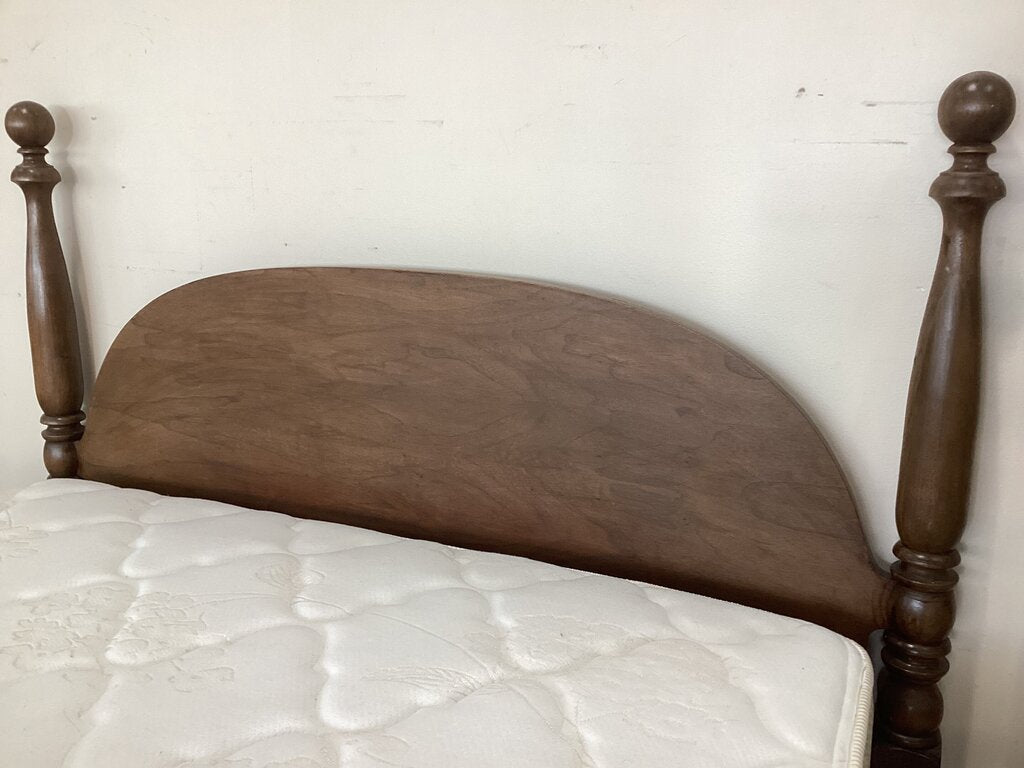 85778 (8539-3) Vintage Wood Full Size Bed Frame 57x82x55