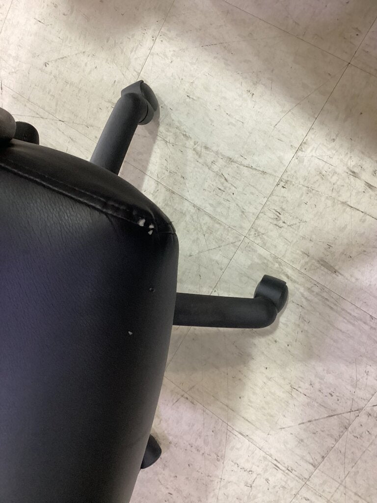 85803 - Kenni Office Rolling Chair 27x24x45