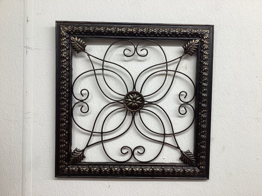 85461 - Small Metal Wall Art 17x18