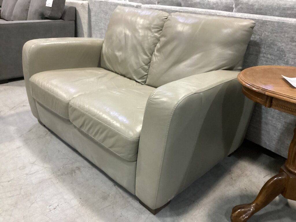 85807 - Natuzzi Leather Loveseat 58x35x33