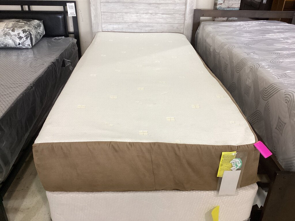 85721 - Memory Foam Twin XL Mattress