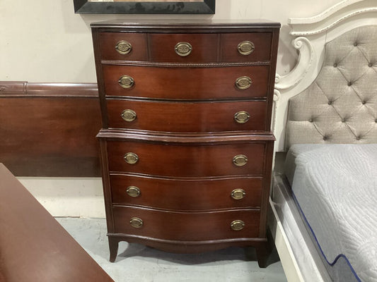 85823 Vintage Mahogany Chest 36x20x53