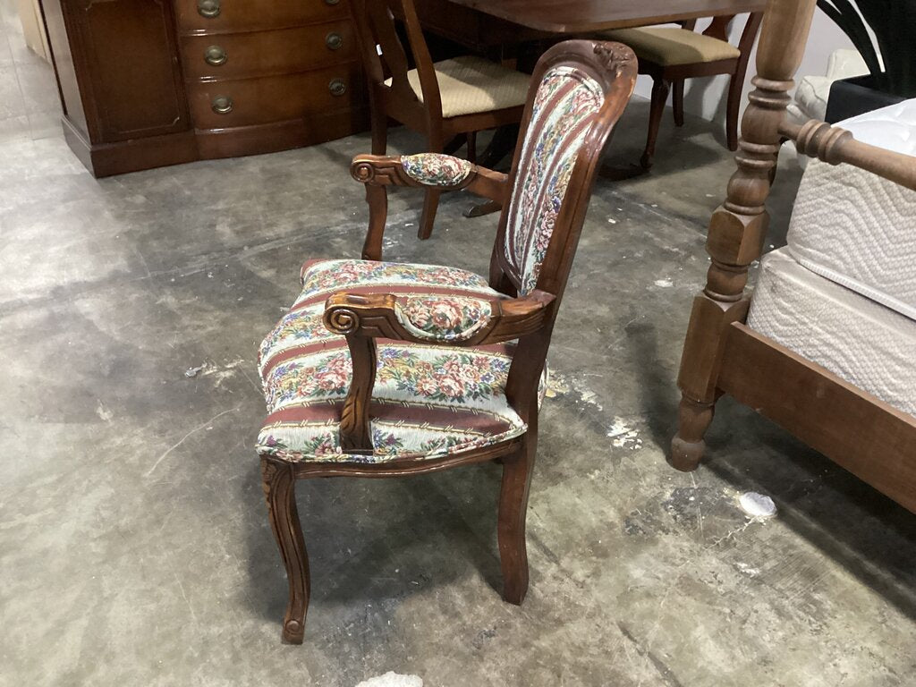 85832 - Vintage Accent Arm Chair 24x20x37