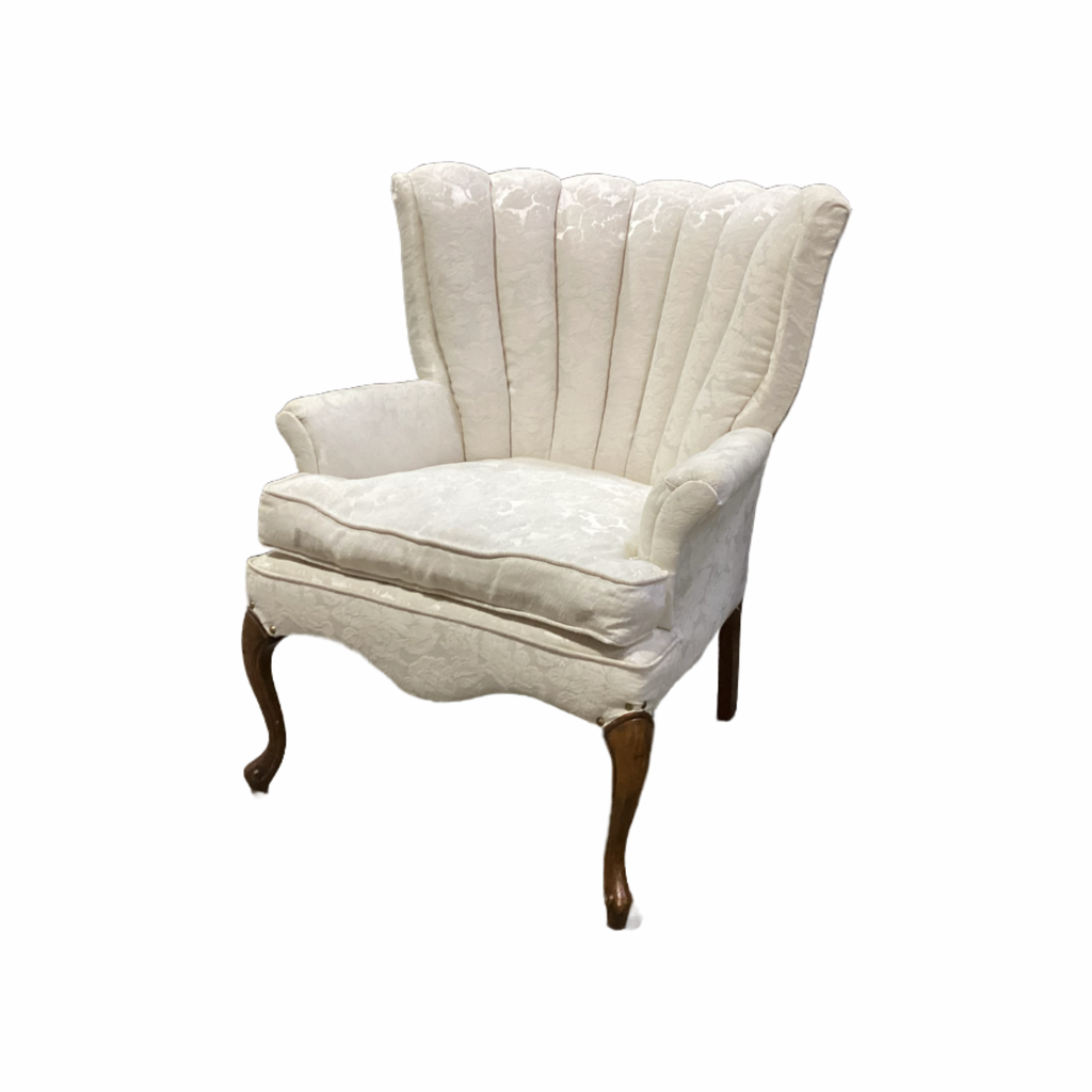85833 - Vintage Fanback Arm Chair 28x24x33