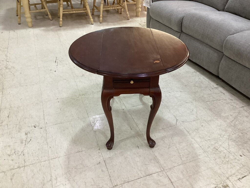 85836 - Gordon's Queen Anne Style Drop Leaf Side Table 28x14-28x23