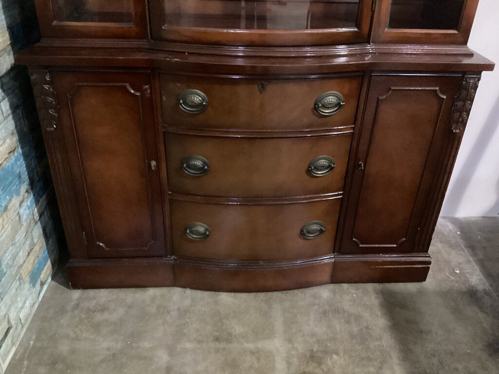 85830 - Vintage Mahogany Bow Front China Cabinet 44x15x71