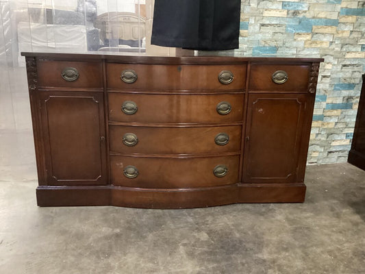 85829 Vintage Mahogany Buffet 62x21x34