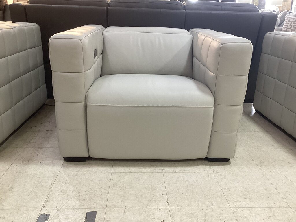 85853 Bernhardt Townsend Power Recliner 44x44x31