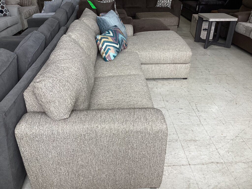85976 - Mallory 2pc Sectional 120x68x35