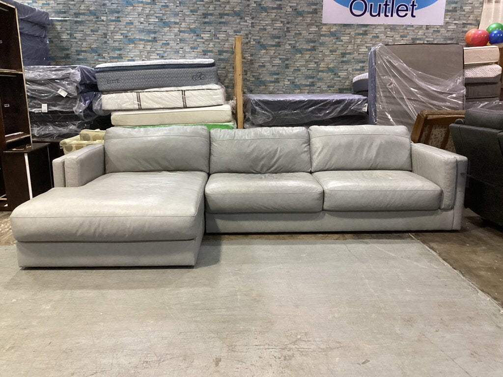86009 - Ashley Amiata 2pc Sectional 136x69x33