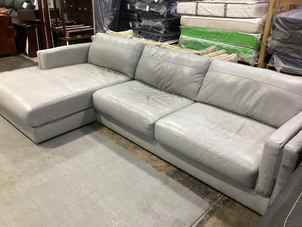 86009 - Ashley Amiata 2pc Sectional 136x69x33