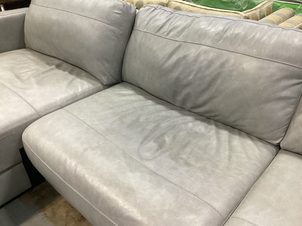 86009 - Ashley Amiata 2pc Sectional 136x69x33