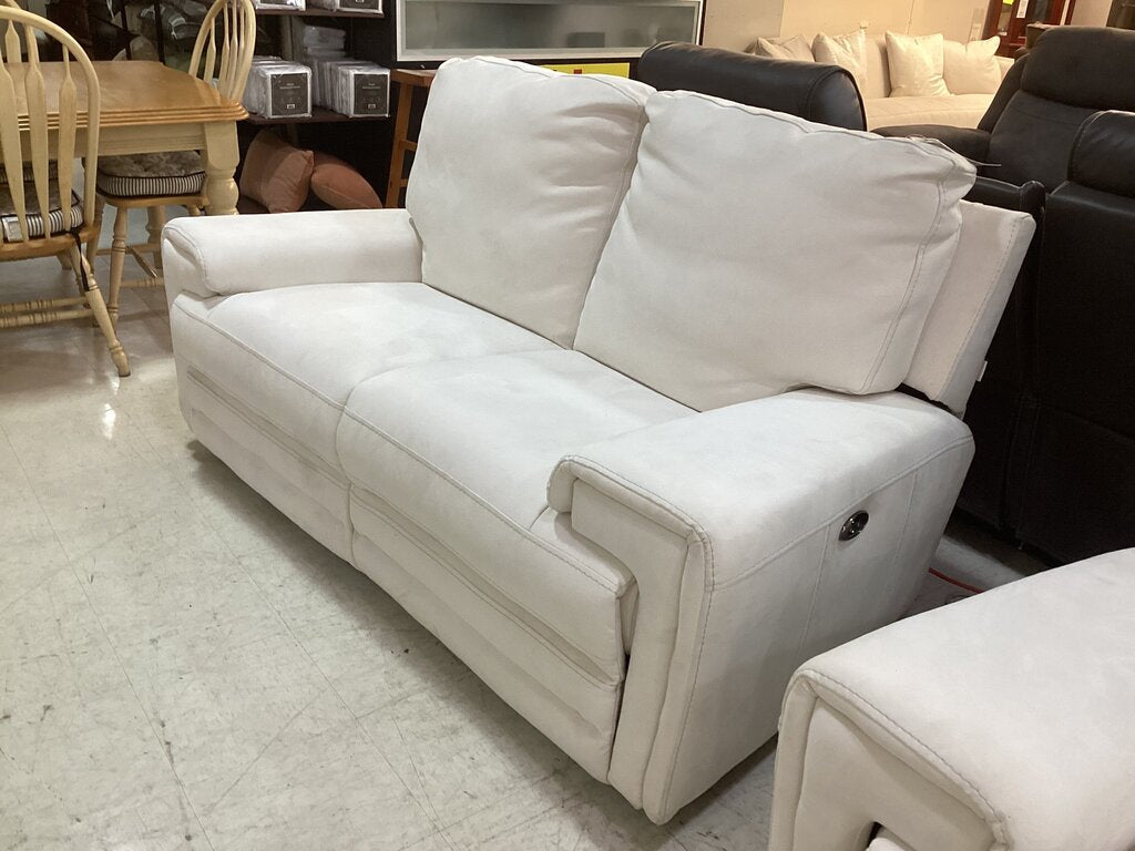 85860 - Boulevard Power Reclining Loveseat 72x34x38