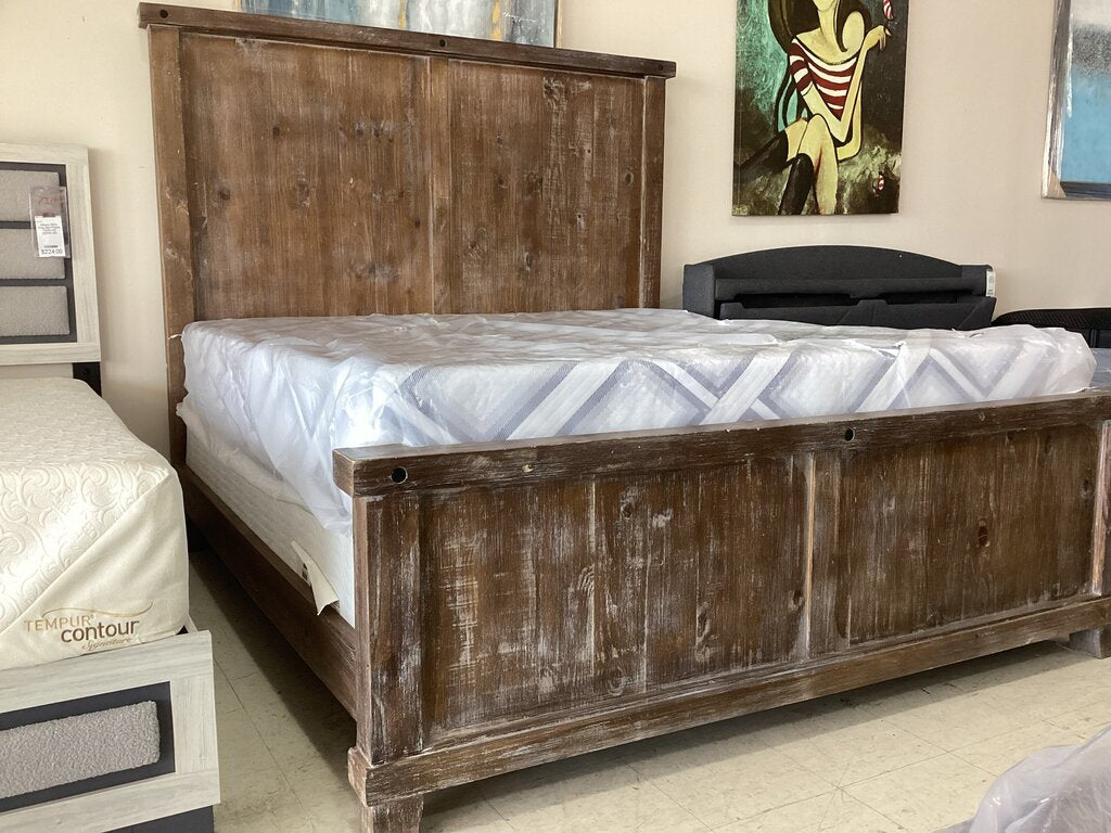 85988 - Rustic King Bed Frame 81x87x72