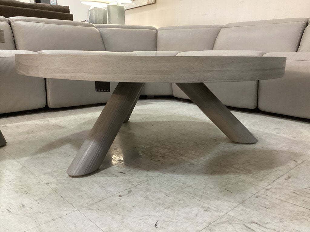 85926 - Bernhardt Harmon Round 3pc Cocktail Table (48x48x17)(22x22x22)