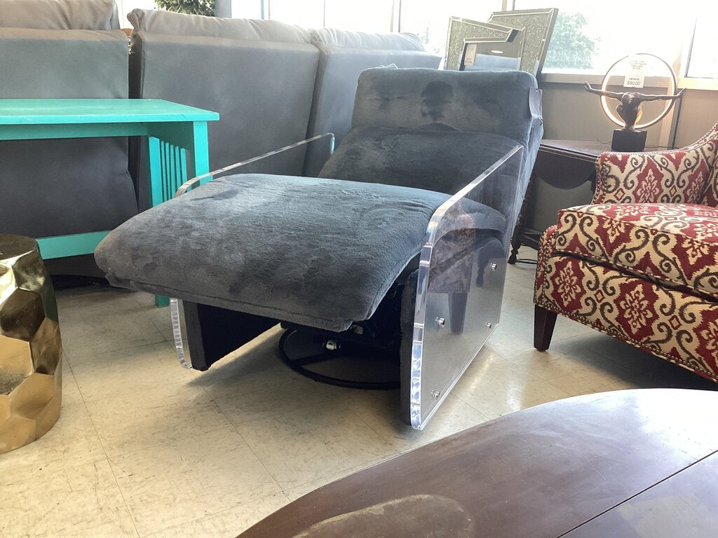 85856 - Bernhardt Parc Gray Recliner 29x41x43