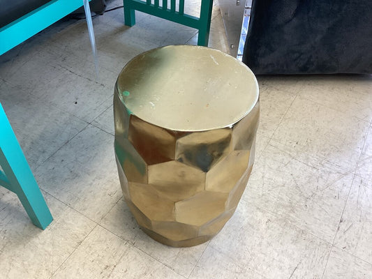 86006 - Gold Stool Side Table 12x18