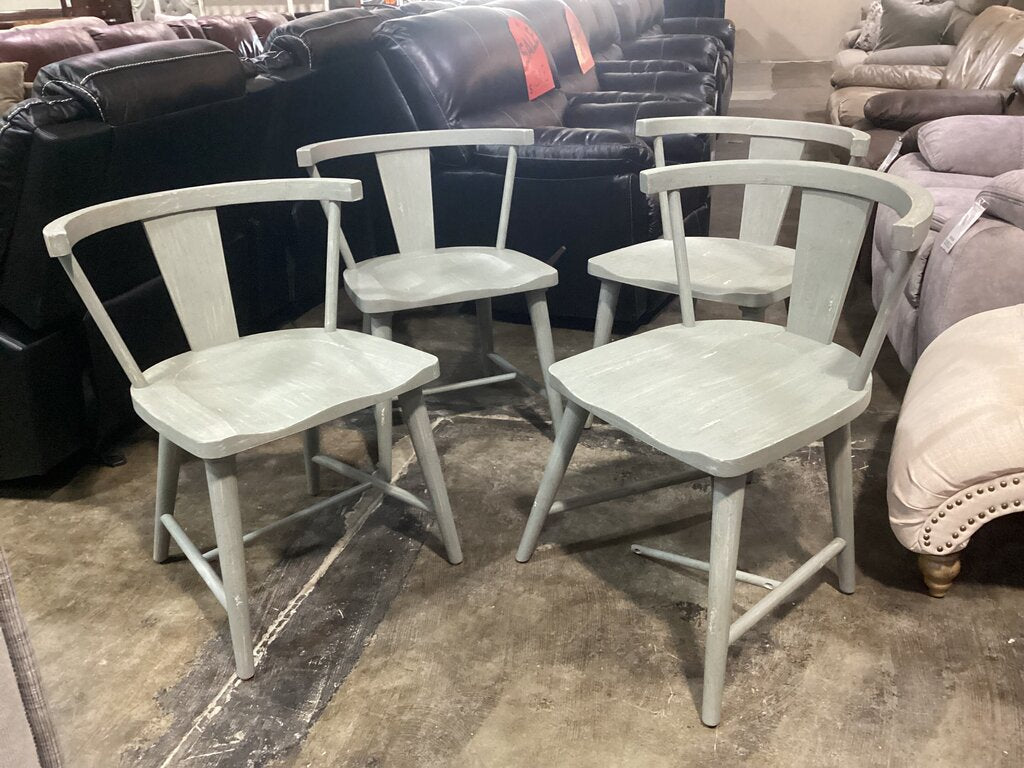 85955 - Set of 4 Trisha Yearwood XXX & OOOs Bellflower Side Chair 22x24x30