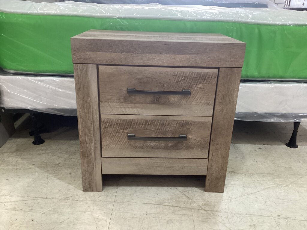 85604 - Ashley Gachester Nightstand 24x25x16
