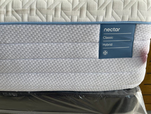 86057 Nectar Classic Hybrid Queen Mattress