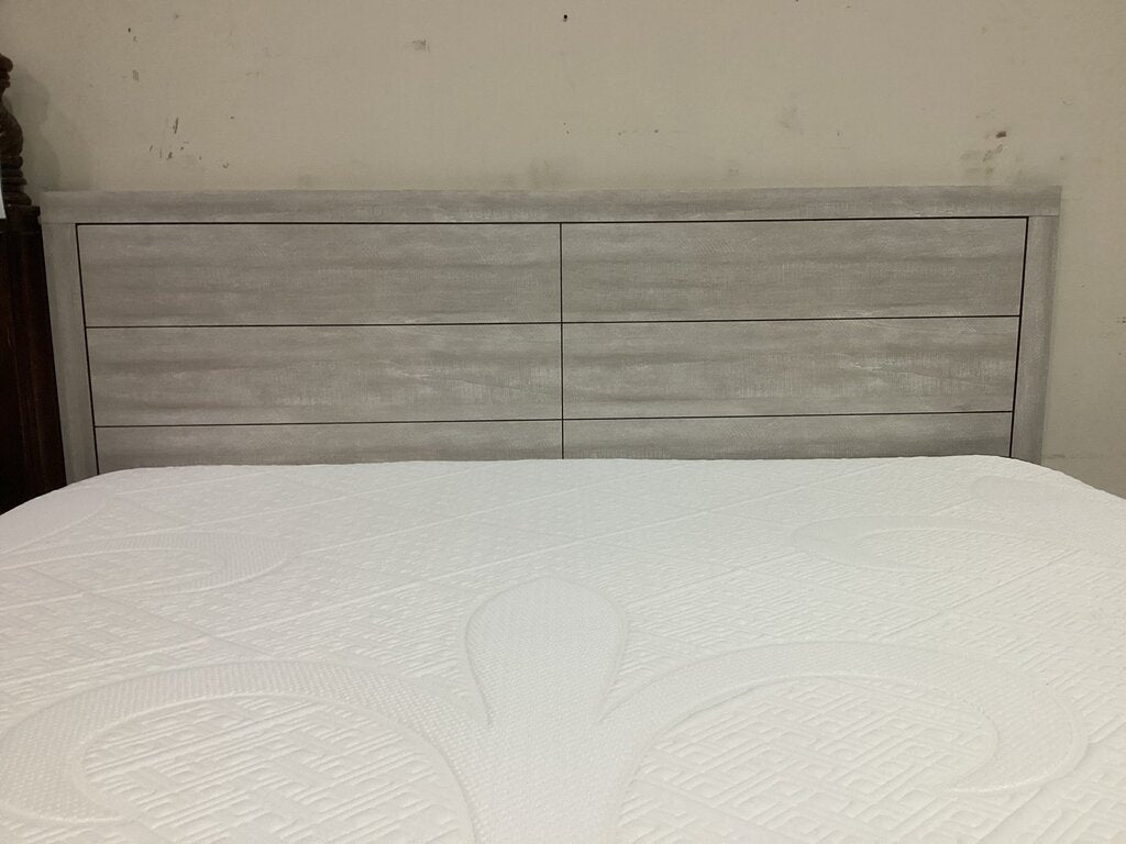 Westwind NEW King Bed Frame 79x82x54 (123040)