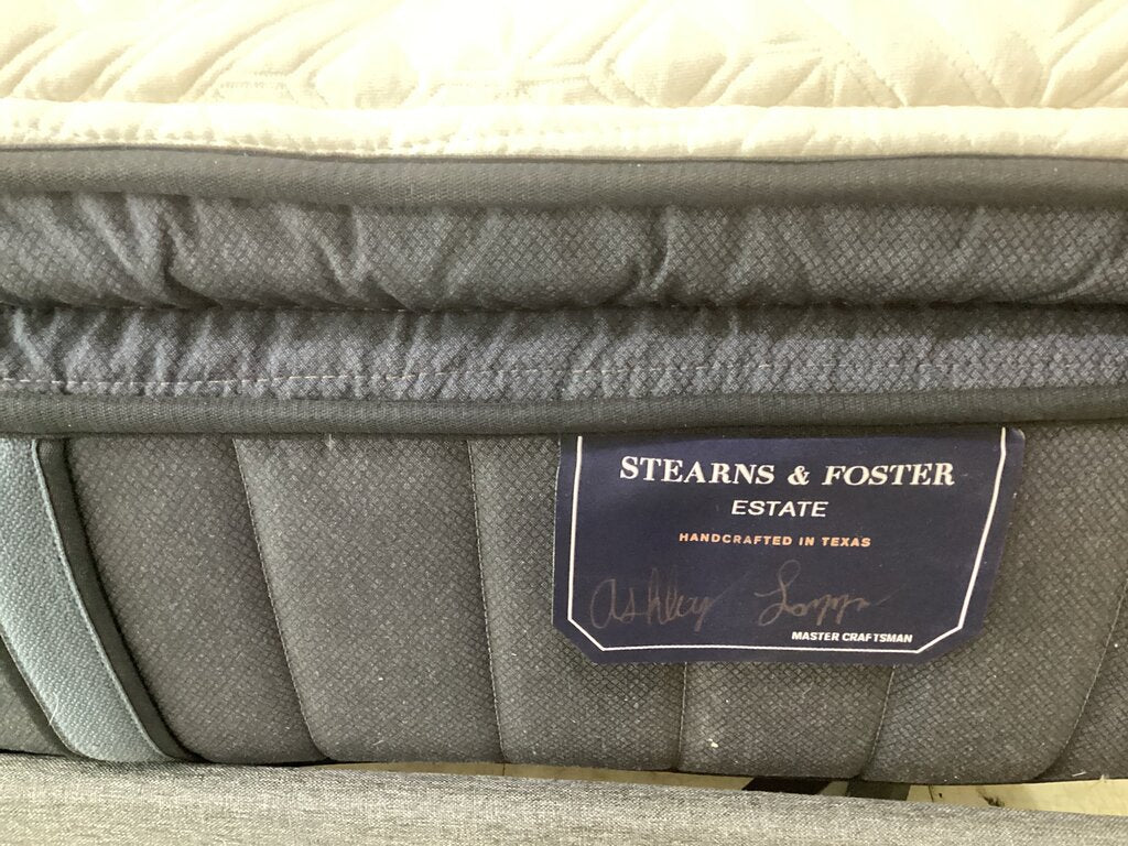 86044 - Stearns and Foster King Hybrid Premium Mattress