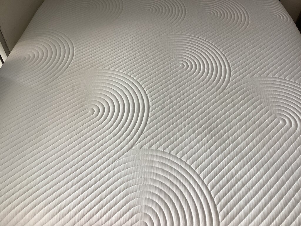 86043 - Tempur-Contour Elite King Mattress