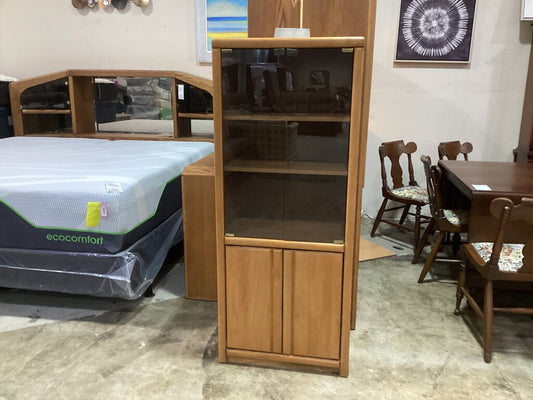 86015 - Arbek Oak Storage Cabinet 24x17x58