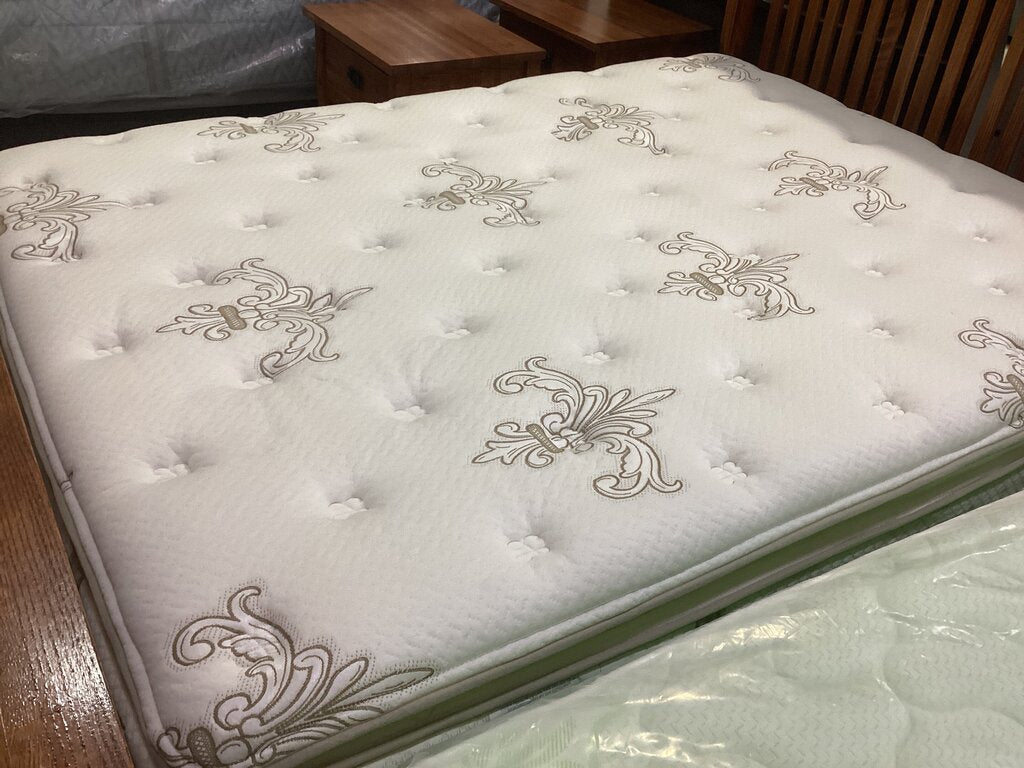 86063 Stearns and Foster Ingrid Queen Mattress