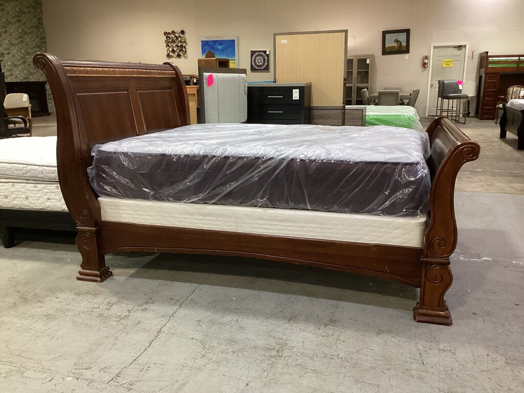 86060 Queen Sleigh Bed 66x90x66