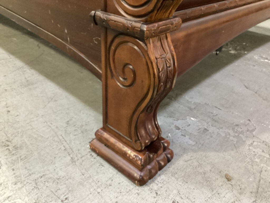 86060 Queen Sleigh Bed 66x90x66