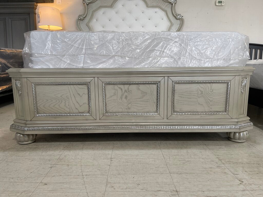 Lafayette NEW Queen Bed Frame 66x88x74 (129131-32-33)