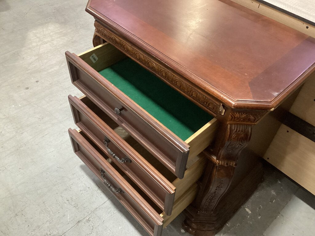 86010 - Emilie 3 Drawer Nightstand 32x19x33