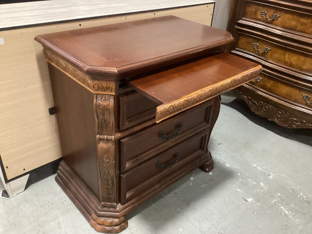 86010 - Emilie 3 Drawer Nightstand 32x19x33