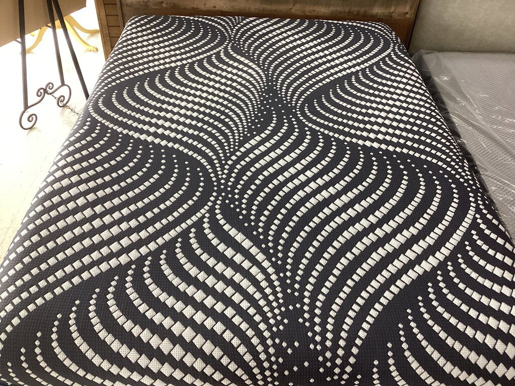 86084 - Sealy Posturpedic Plus Hybrid Full Mattress