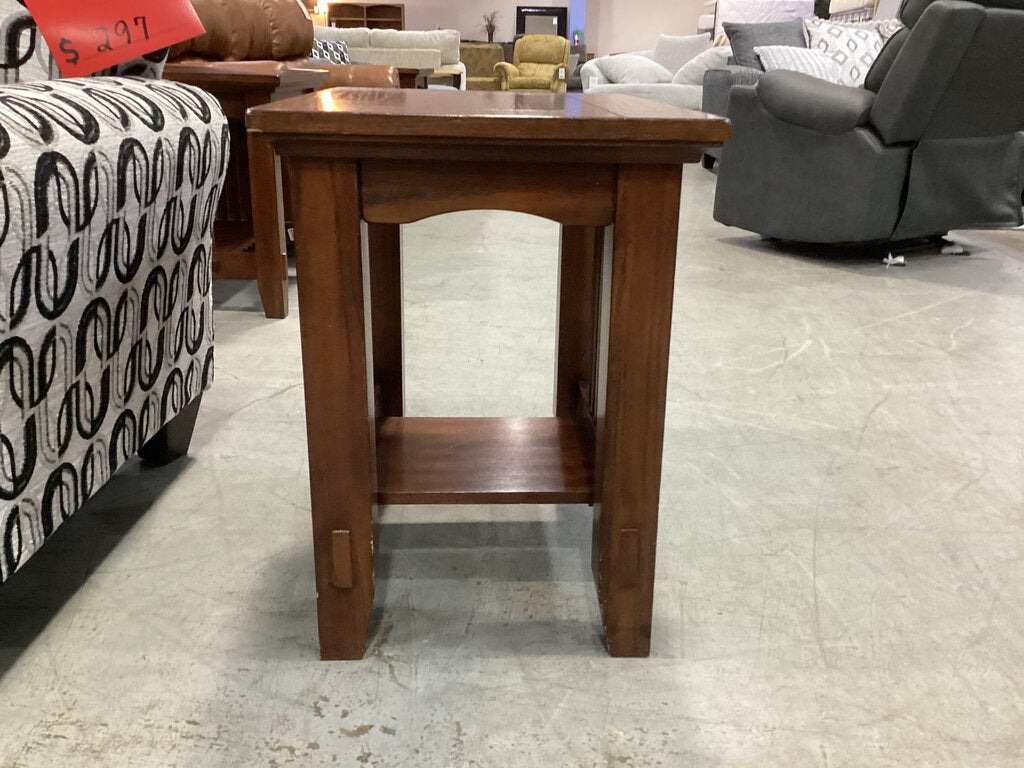 86080 - Ashley Prairie View Chairside Table 18x26x25