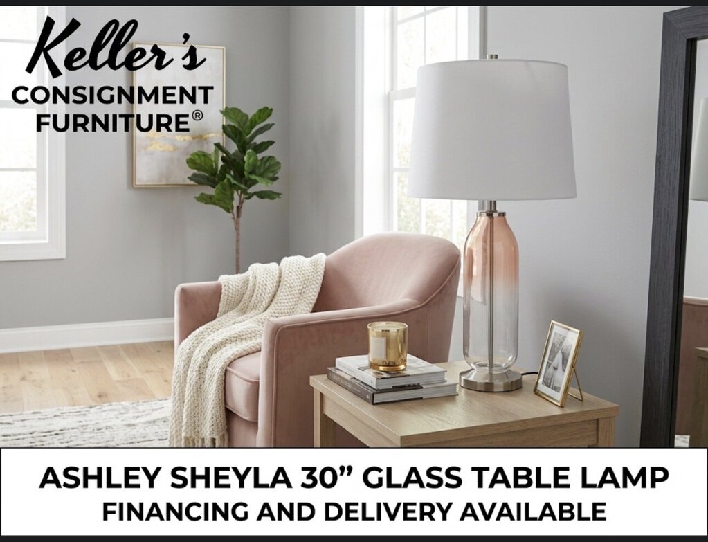 83286 - Ashley Sheyla Glass 30in Table Lamp