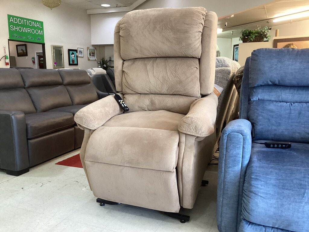86113 Ultra Comfort Lift Chair 36x33x46