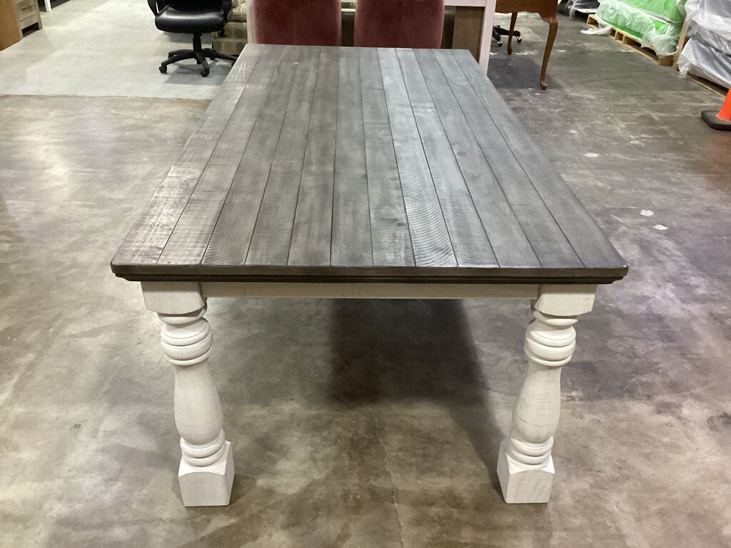 86098 - Ashley Havalance Dining Table 42x84x30