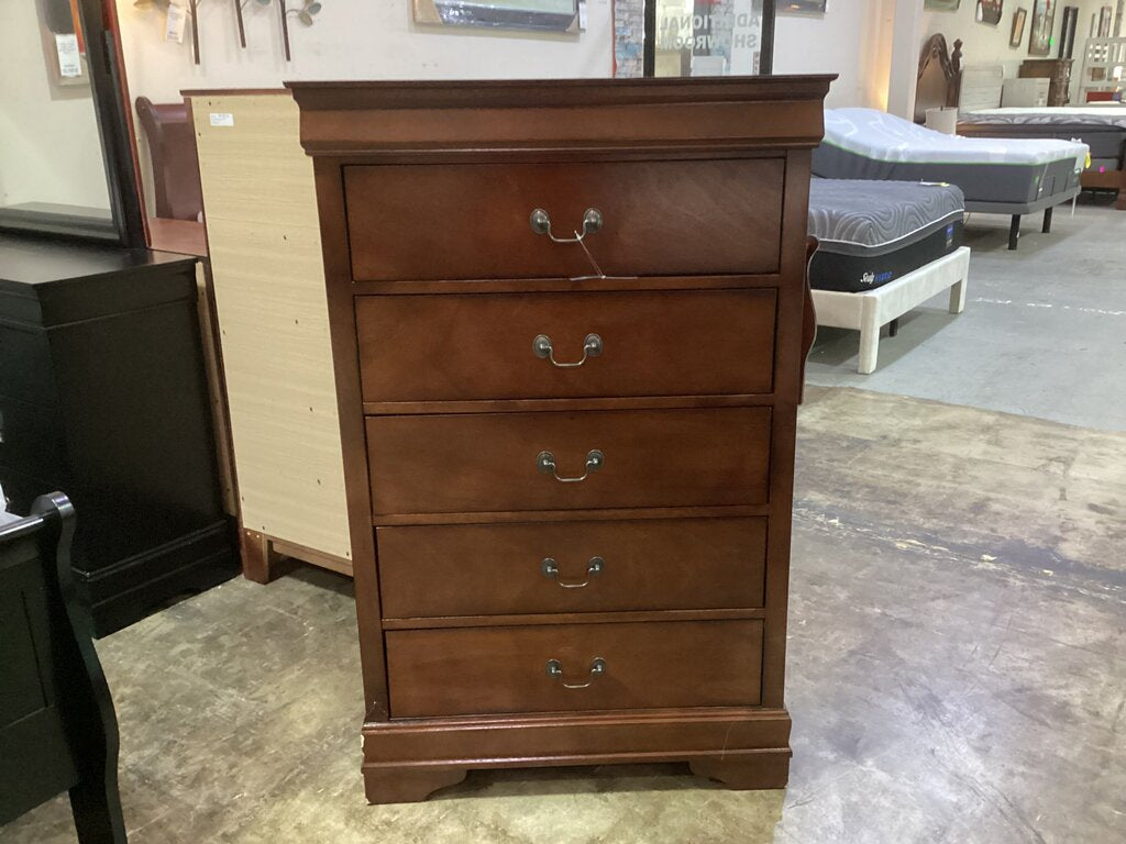 86094 - Ashley Alisdair Chest 32x16x49