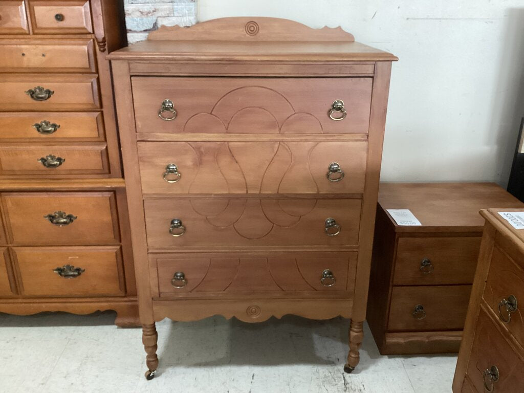 86102 Vintage 4 Drawer Chest 30x18x42