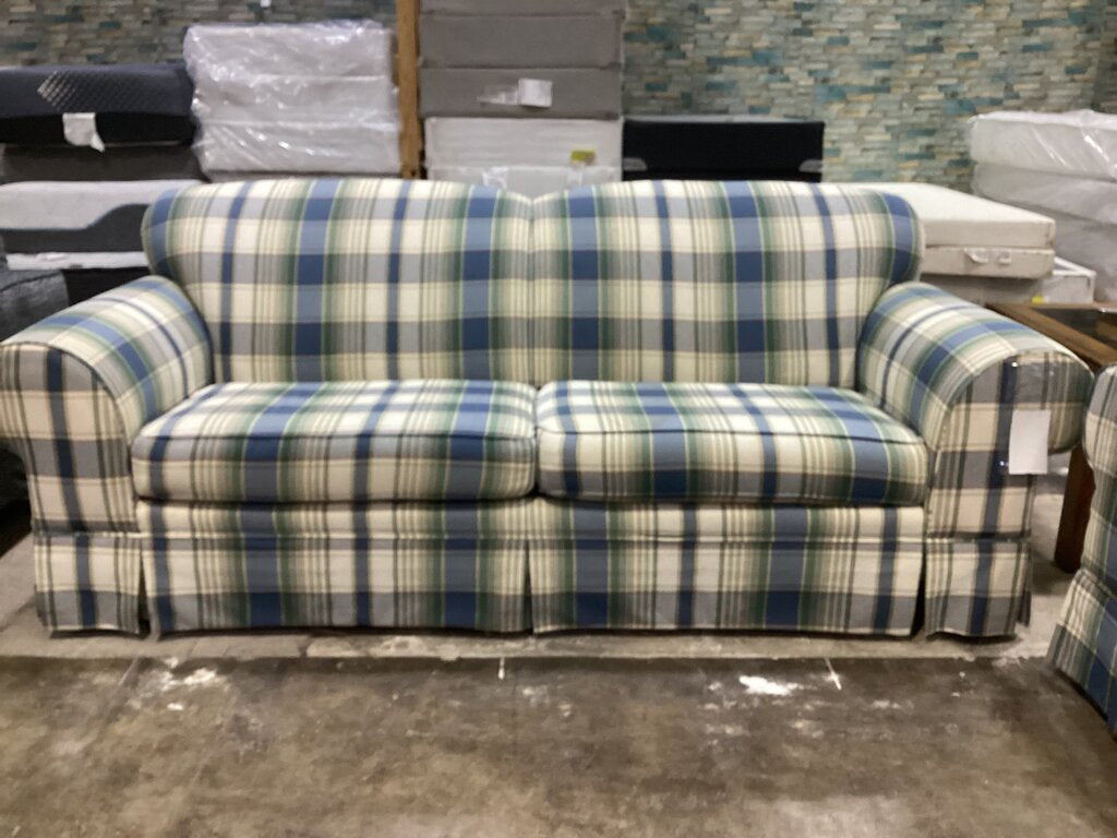 86106 Broyhill Sofa and Love 84/64x35x35